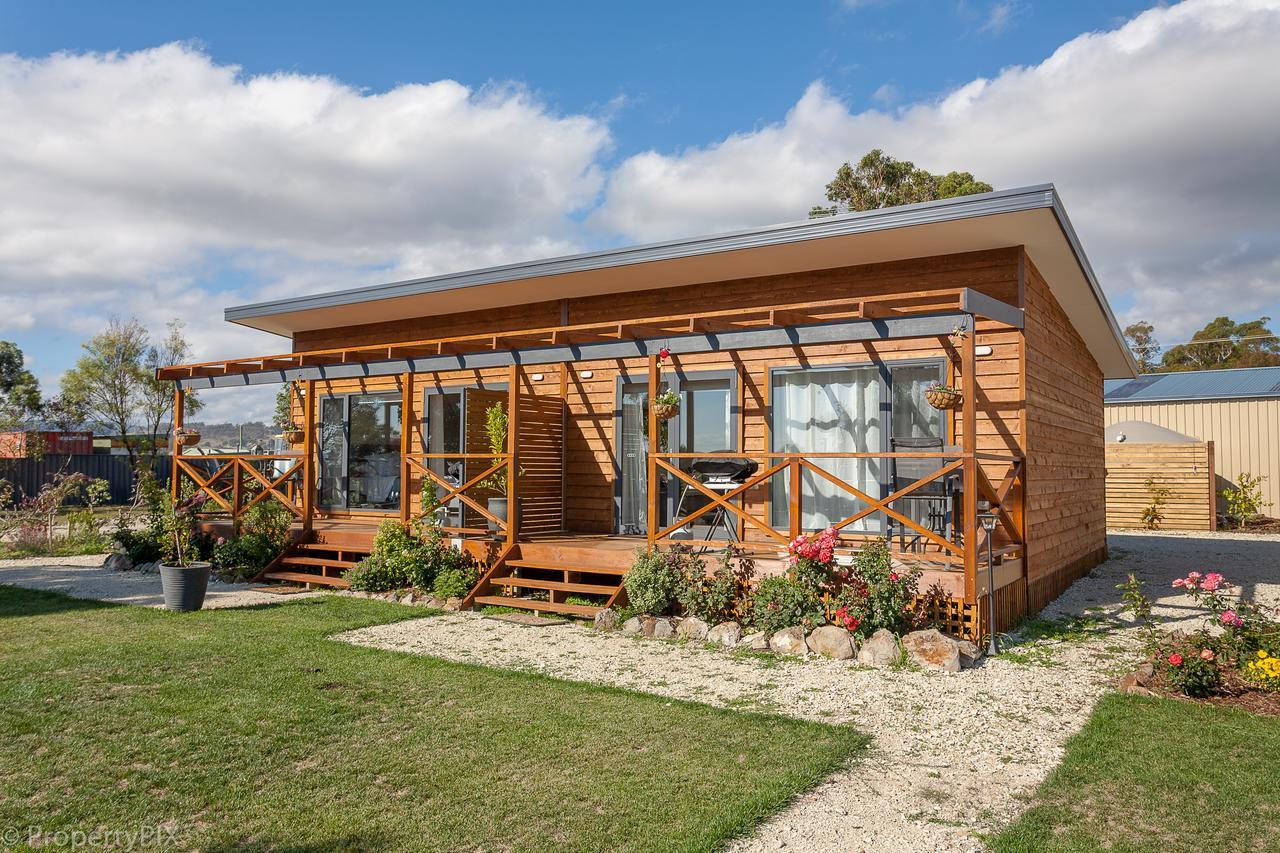 Harrison Grove Villa Forcett Exterior photo